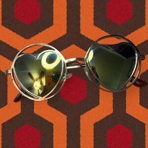 Deadstock 💀 Round Heart 💚 Shaped Y2K Rave Sunglasses 🕶️